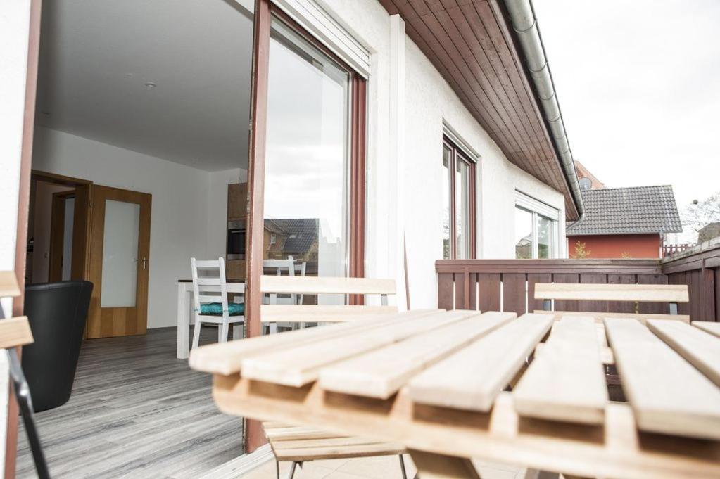 Exklusive Ferienwohnung Mit Balkon, 2 Schlafzimmer Im Haus Sertuerner Einbeck Exterior foto